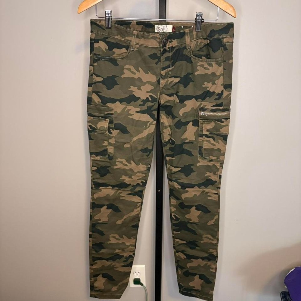 SO Green and khaki camo skinny‎ cargos